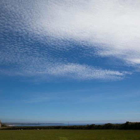 Ewe With A View Sea View Shepherds Huts Breage Exterior photo